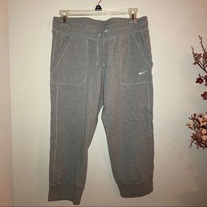 Medium Gray Nike Capri Joggers with Pockets